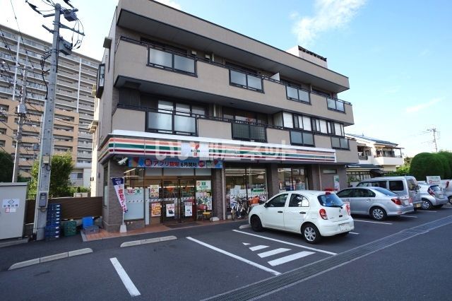 コンビニ　セブンイレブン さいたま本町西5丁目店（コンビニ）まで613m
