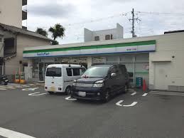 コンビニ　ファミリーマート 浜口西一丁目店（コンビニ）まで869m