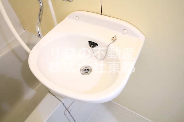 洗面設備　洗面ボウルもついているので、ここで洗顔できますね☆