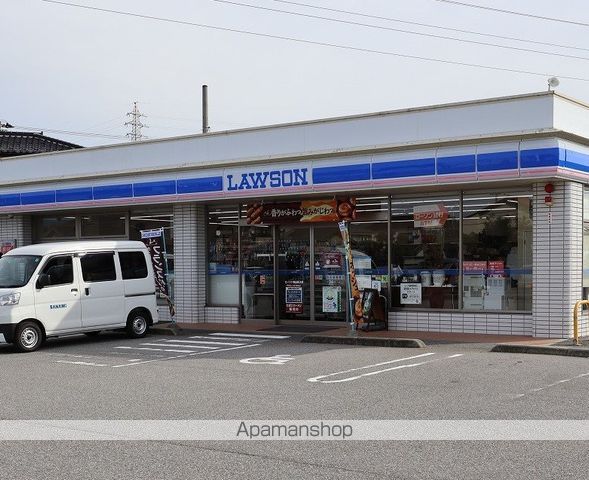 コンビニ　ローソン（コンビニ）まで789m
