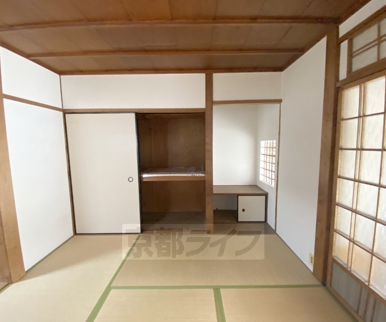 西ノ京平町貸家の内装写真