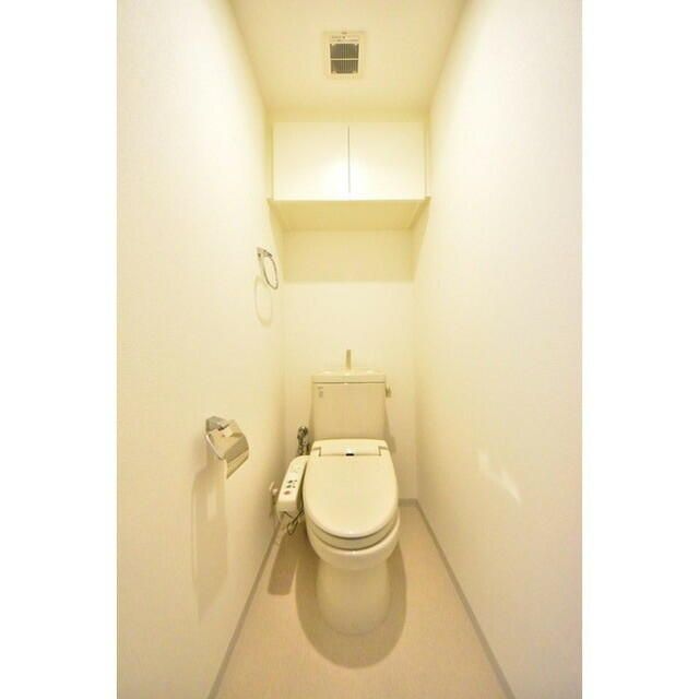 トイレ　落ち着いたトイレです