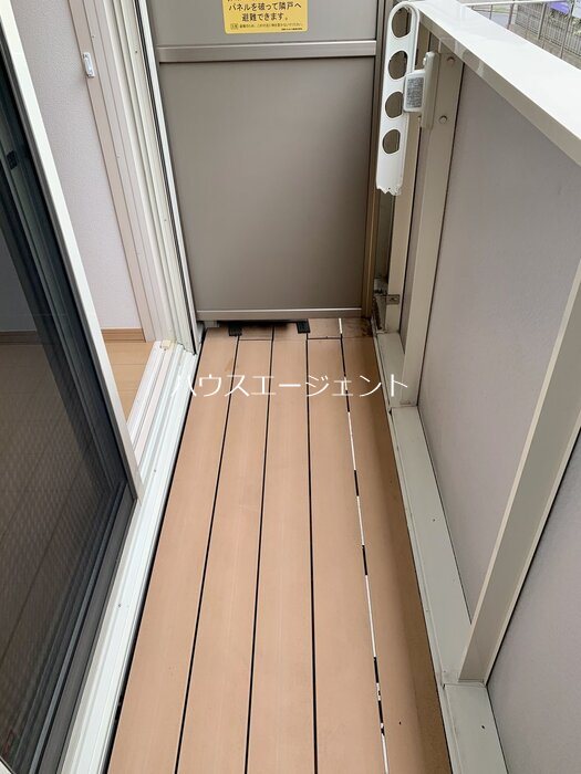 バルコニー　南向きのバルコニーです。