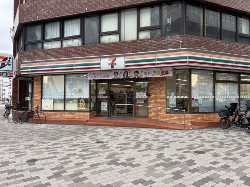 コンビニ　セブン-イレブン 大阪九条南２丁目店（コンビニ）まで508m