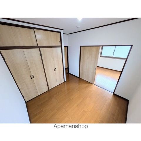 石田貸家IIの外観写真