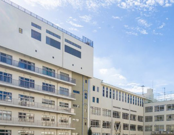 小学校　中央区立久松小学校（小学校）まで706m