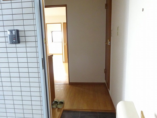 玄関　※別部屋参照
