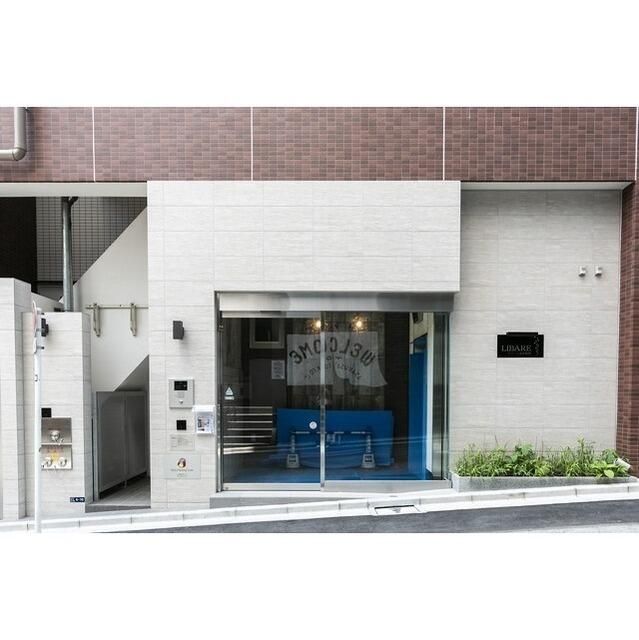 エントランス　ゆとりのあるエントランスです