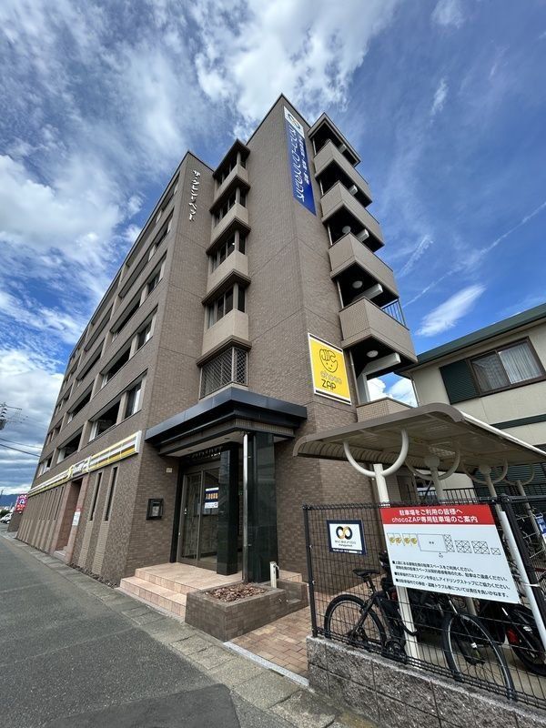 建物外観　現状優先とし写真は参照とする。