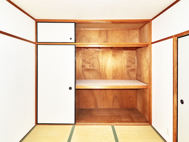 収納　和室の押入と天袋