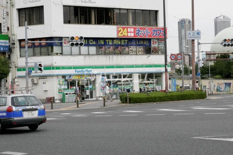 コンビニ　ファミリーマート地下鉄大正駅前店（コンビニ）まで142m