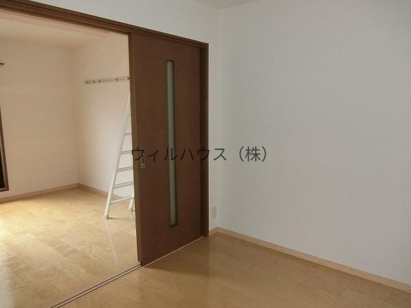 居室・リビング　室内きれいです！