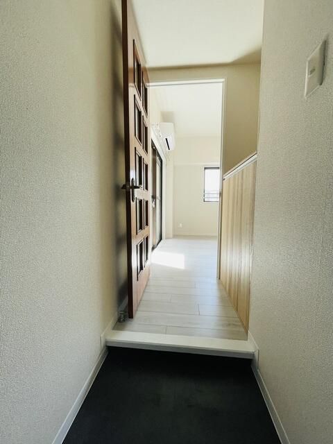 玄関　玄関から見たお部屋です♪