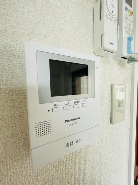 セキュリティ　訪問者が一目で分かるＴＶモニタ付インターホンです！