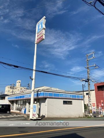 コンビニ　ローソン（コンビニ）まで146m