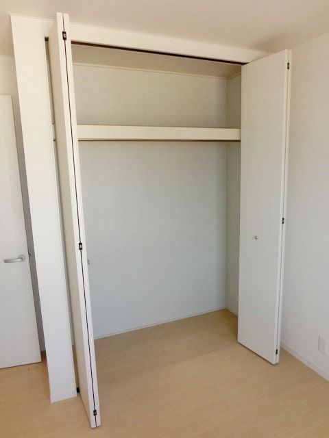 収納　クローゼット付きの洋室です。