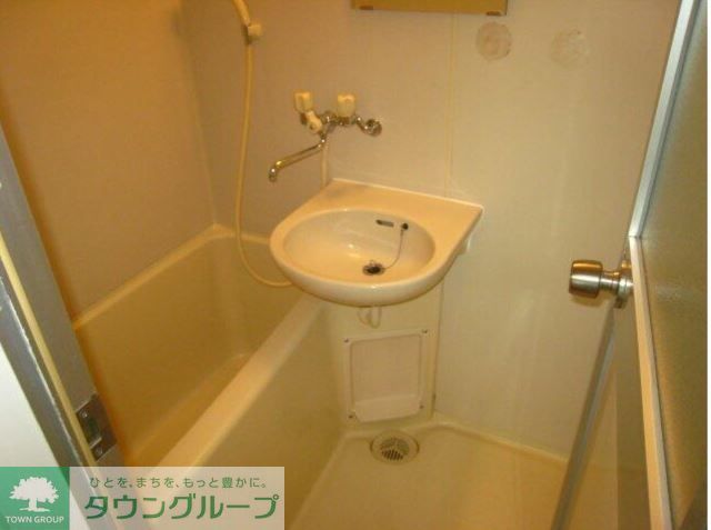 バス・シャワールーム　※別部屋参考写真※