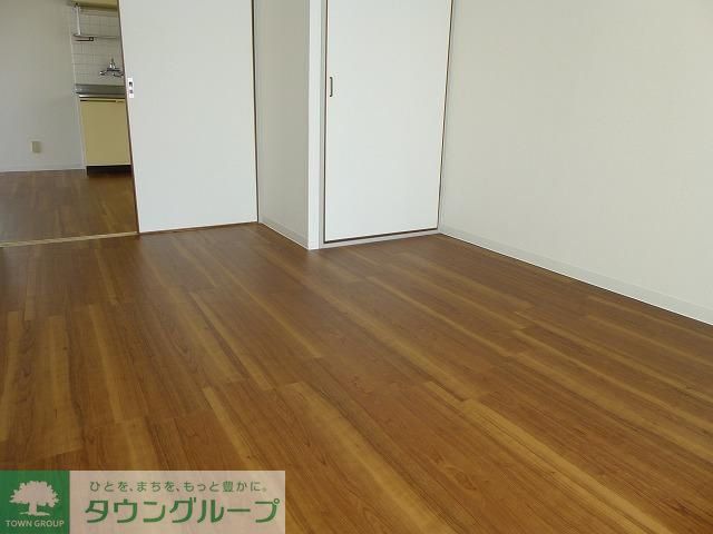 居室・リビング　※別部屋参考写真※