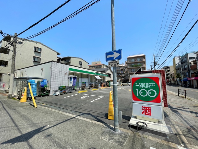 コンビニ　ローソンストア100住吉山之内三丁目店（コンビニ）まで306m