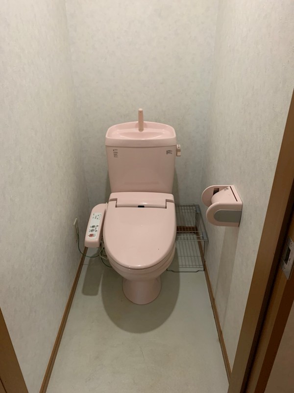 トイレ　別部屋参照