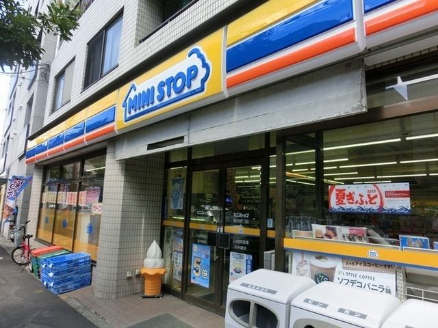 コンビニ　ミニストップ（コンビニ）まで74m