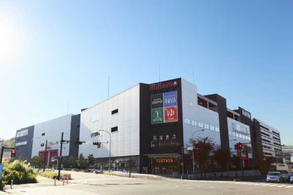 ショッピングセンター　港北みなも（ショッピングセンター）まで2500m