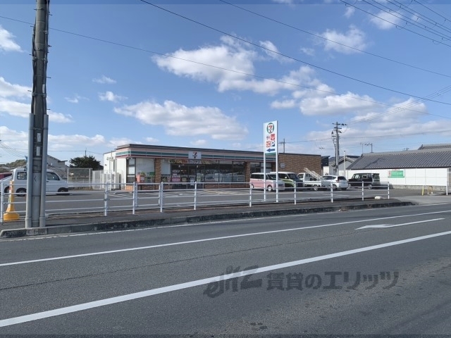 コンビニ　セブンイレブン広陵町笠東店（コンビニ）まで800m