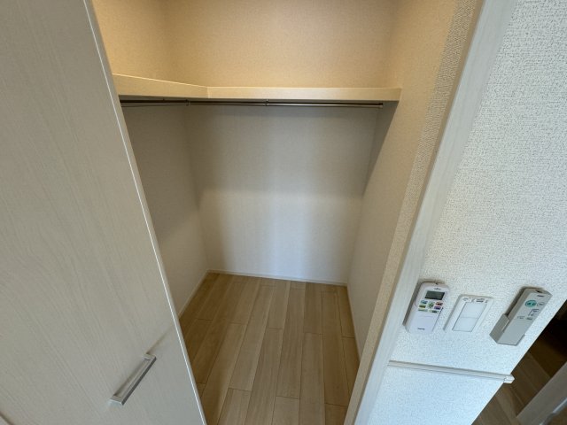 収納　ウォークインクローゼット