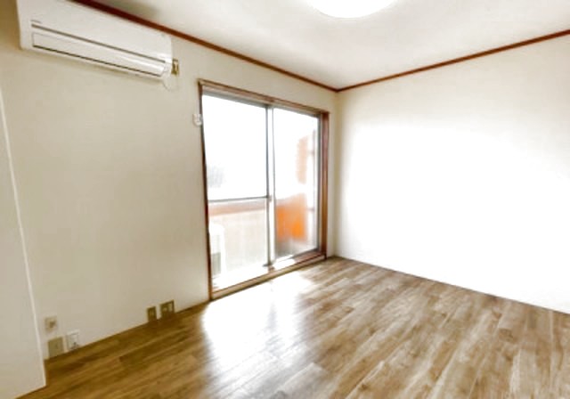 居室・リビング　【参考画像】他のお部屋の画像になります。