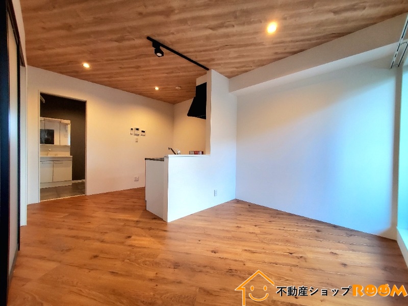 西鉄天神大牟田線 西鉄柳川駅 徒歩25分 3階建 築4年の居間写真