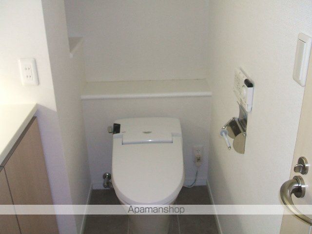 都営三田線 水道橋駅 徒歩3分 14階建 築20年のトイレ写真