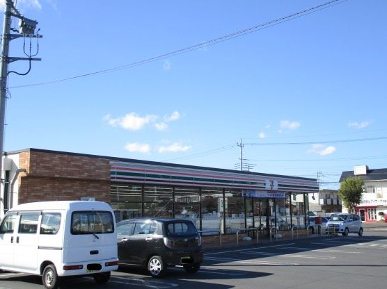コンビニ　セブンイレブン佐和店（コンビニ）まで550m
