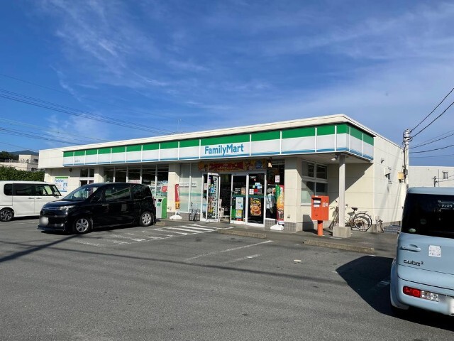 コンビニ　ファミリーマート三島加茂川店（コンビニ）まで268m