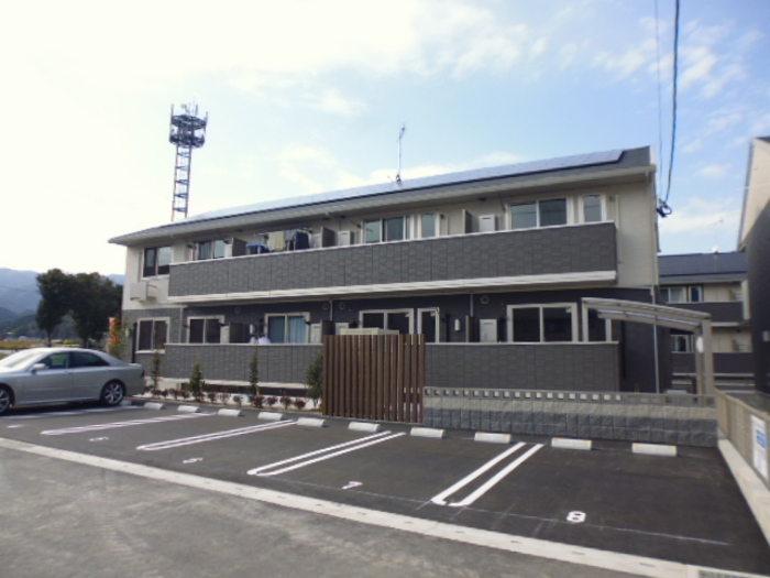 駐車場　駐車スペースもあります☆
