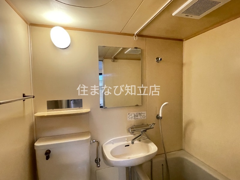 洗面設備　同型タイプ