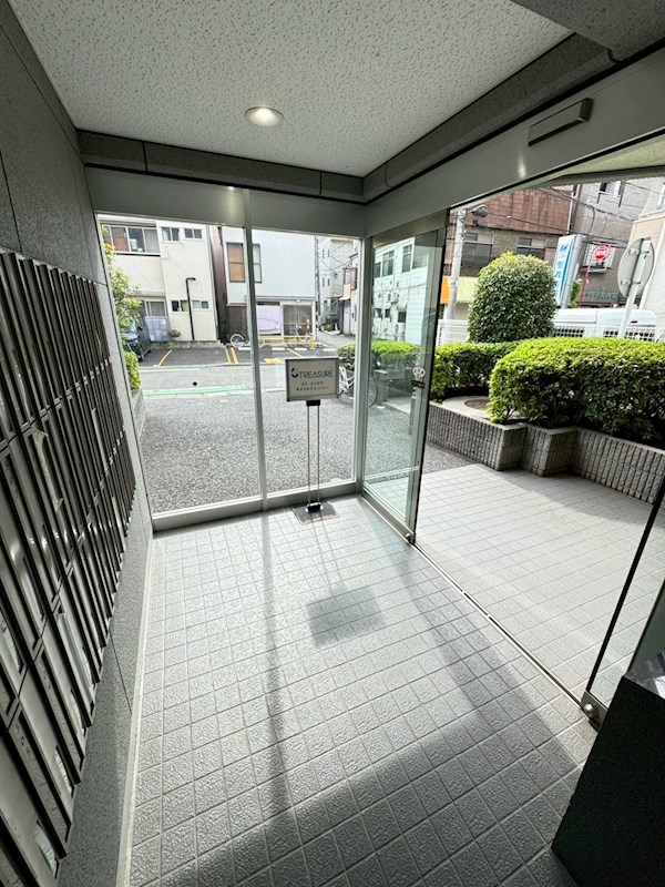 エントランス