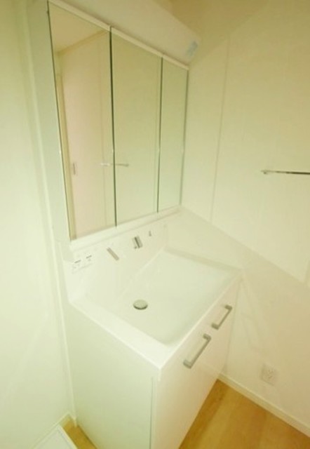 洗面設備　別部屋同仕様タイプ