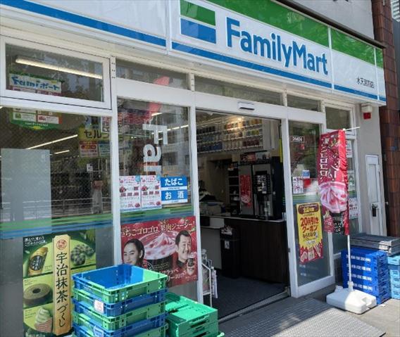 コンビニ　ファミリーマート水天宮前店（コンビニ）まで180m