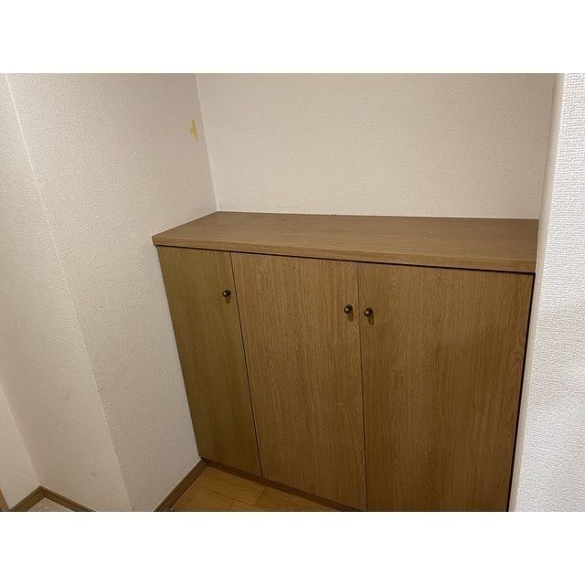 玄関　同タイプ・別部屋