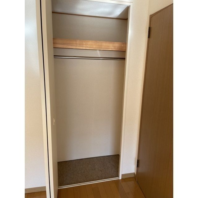 収納　同タイプ・別部屋