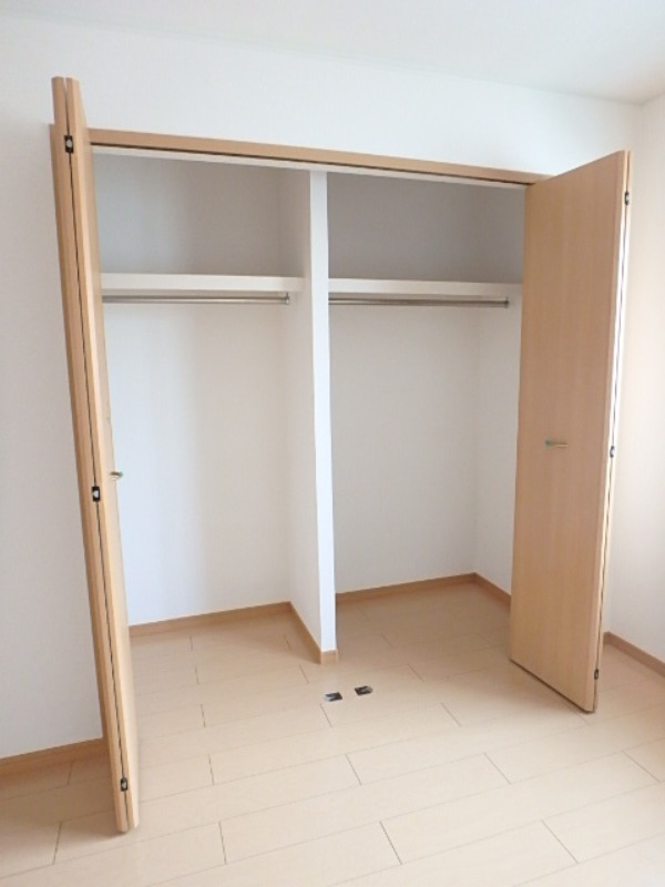 収納　図面と現状に相違がある場合には現状を優先