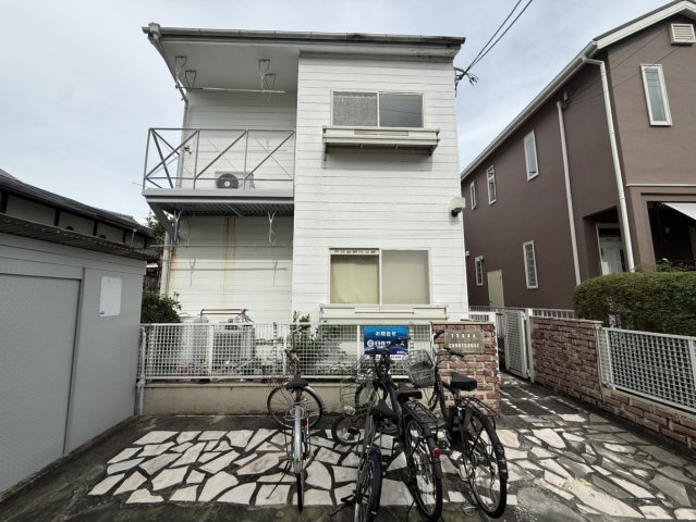 富田コートハウスの外観写真