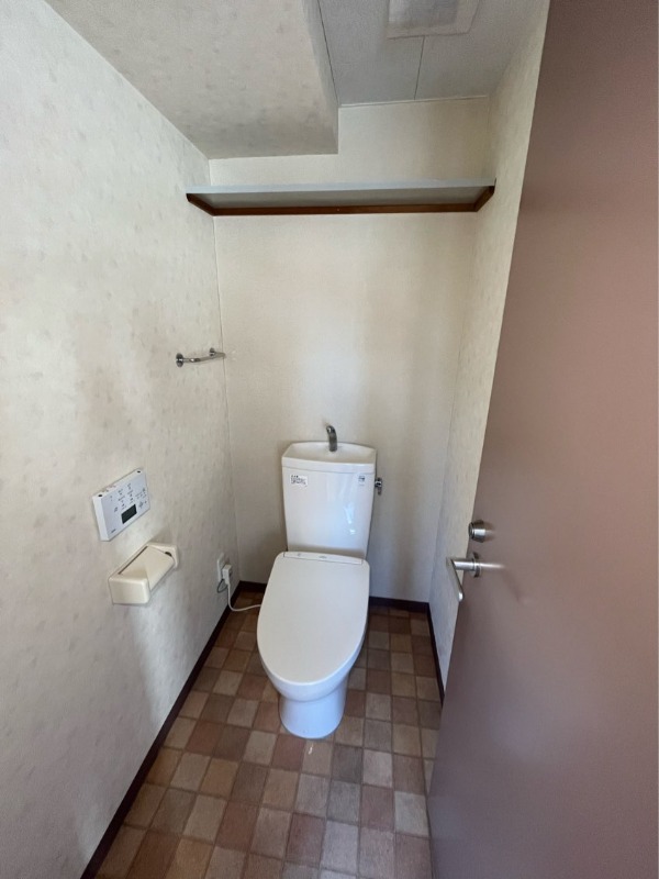 トイレ　※他部屋参考写真