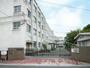 中学校　高槻市立第六中学校（中学校）まで1226m