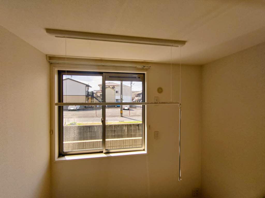 ラーガハウス茶屋町の居間写真
