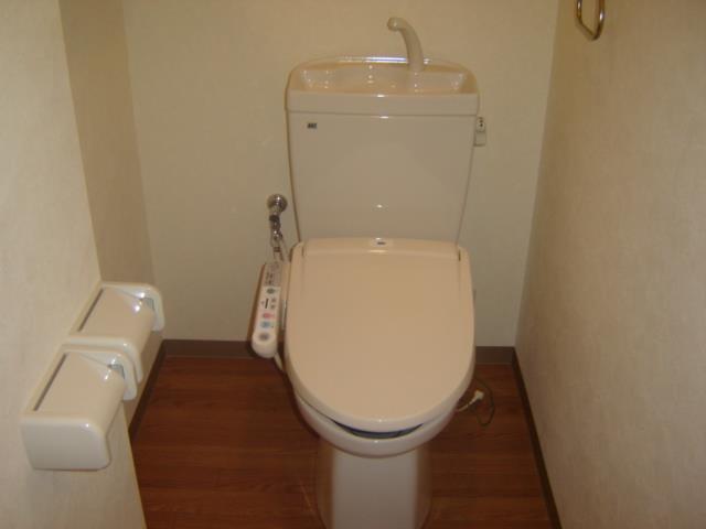 トイレ　シャワー付トイレ