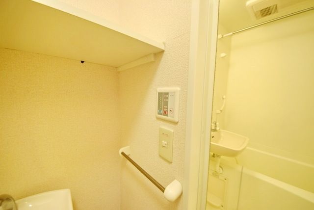 その他設備　浴室乾燥機付き