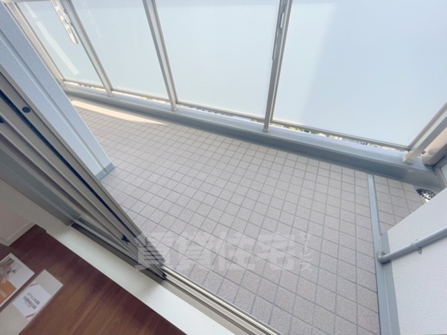 地下鉄御堂筋線 江坂駅 徒歩4分 14階建 築13年の内装写真