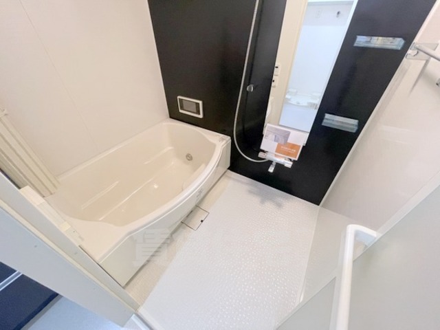 地下鉄御堂筋線 江坂駅 徒歩4分 14階建 築13年の風呂写真
