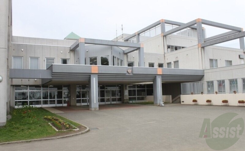 小学校　札幌市立手稲宮丘小学校（小学校）まで571m